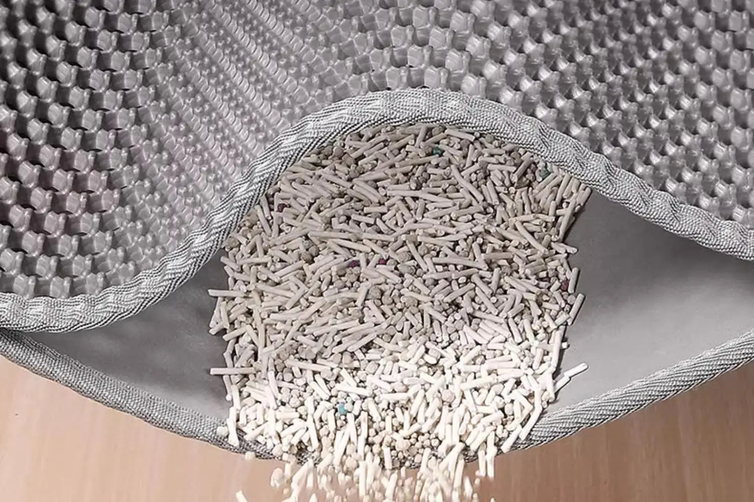 TAPETE HIGIÊNICO PARA GATOS E CÃES